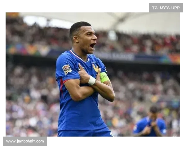 2025年运动员转会市场创纪录 姆巴佩转会费刷新历史新高 2025年运动员转会市场创纪录 姆巴佩转会费刷新历史新高